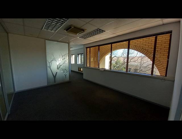 251M² OFFICE TO LET IN RIVONIA